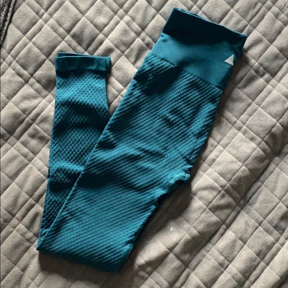 BALANCE ATHLETICA ENERGY PANT (SEAMLESS LEGGING)
